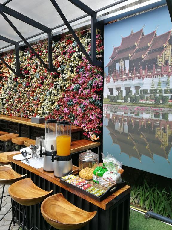 The Sculpture Hotel Chiang Mai Exterior photo